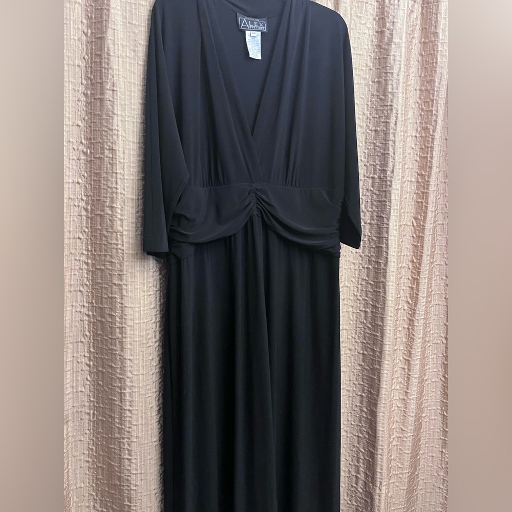 Alex full length evening dress, black, size 16W, beautiful material.